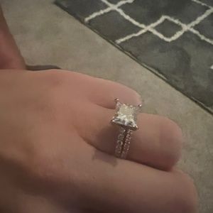 Rose gold wedding set